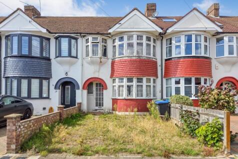 118 Linden Gardens, Enfield, Middlesex, EN1 4DX