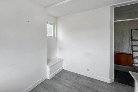 59a Park Lane, Carshalton, SM5 3EE