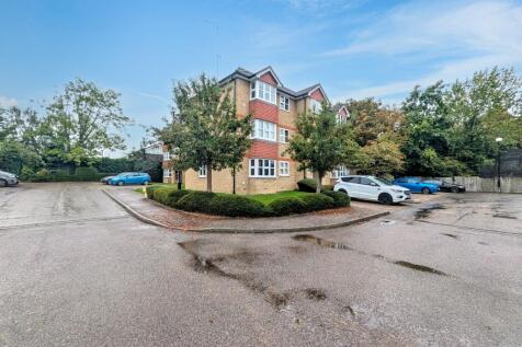 84 Staffords Place, Horley, Surrey RH6 9GY