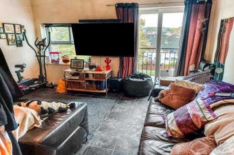 Apartment 16 Springfield Court, Amersall Road, Doncaster, South Yorkshire, DN5 9LN