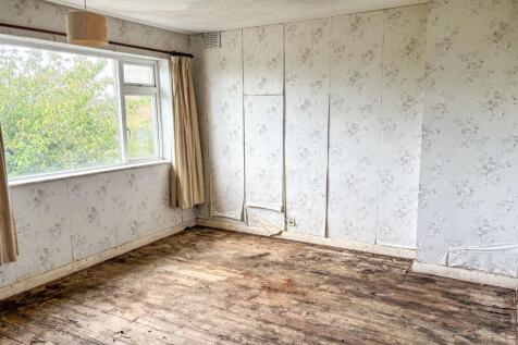 181 Ipswich Road, Colchester, Essex, CO4 0EL