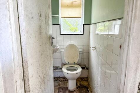 181 Ipswich Road, Colchester, Essex, CO4 0EL