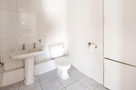 Flat 14 Gould Court, Woodland Road, Crystal Palace, London, SE19 1PH