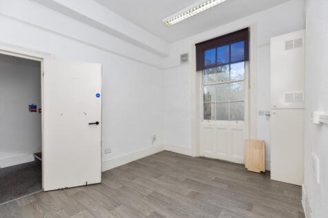 135 Junction Road, Archway, London, N19 5PX