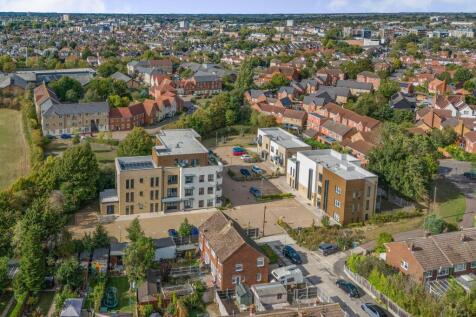 Moulsham Lodge, Waltham Glen, Chelmsford, Essex CM2 9EL