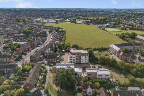 Moulsham Lodge, Waltham Glen, Chelmsford, Essex CM2 9EL