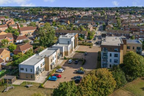 Moulsham Lodge, Waltham Glen, Chelmsford, Essex CM2 9EL