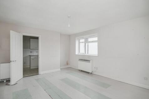 Flat A, 30 Windlesham Gardens, Brighton, East Sussex, BN1 3AJ