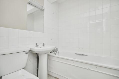 Flat A, 30 Windlesham Gardens, Brighton, East Sussex, BN1 3AJ