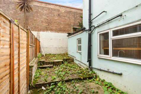 106 Gloucester Avenue, Primrose Hill, London, NW1 8HX