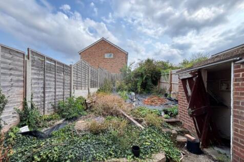 15 Thornview Road, Houghton Regis, Dunstable, Bedfordshire, LU5 5HS