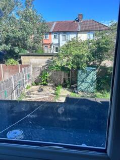 54 Wenlock Road, Edgware, HA8 9JF
