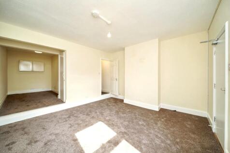 9B Farningham Road, Caterham, CR3 6LL