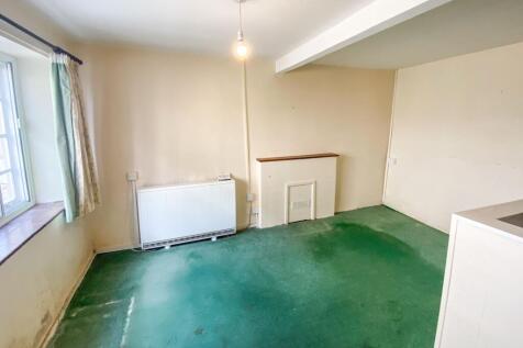 2 George Yard, High Street, Burford, Oxfordshire, OX18 4QN