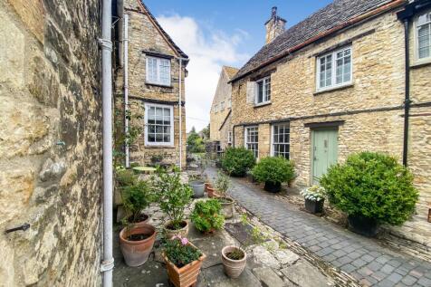 2 George Yard, High Street, Burford, Oxfordshire, OX18 4QN
