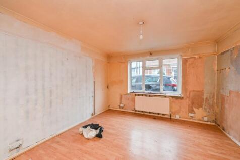 13 Roman Street, Hoddesdon, Hertfordshire, EN11 8JH