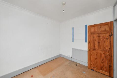 13 Roman Street, Hoddesdon, Hertfordshire, EN11 8JH