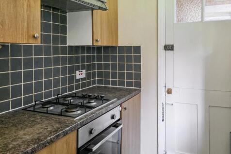 2 Lynton Court, Horn Lane, London W3 6PN