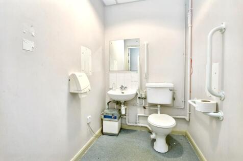 6 Market Place, Retford, Nottinghamshire, DN22 6HB