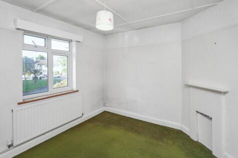 77/79 Tavistock Avenue, St. Albans, Hertfordshire, AL1 2NL