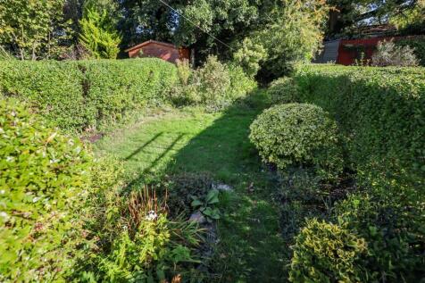 77/79 Tavistock Avenue, St. Albans, Hertfordshire, AL1 2NL