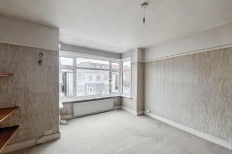 43 Norbury Court Road, Norbury, London SW16 4HU