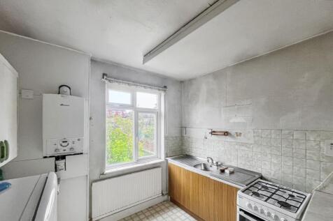 43 Norbury Court Road, Norbury, London SW16 4HU