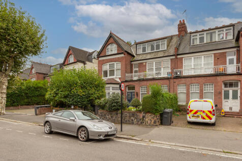 13 Princes Avenue, Muswell Hill, London N10 3LS