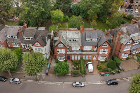 13 Princes Avenue, Muswell Hill, London N10 3LS