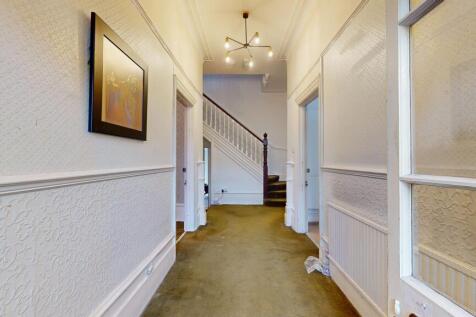 13 Princes Avenue, Muswell Hill, London N10 3LS