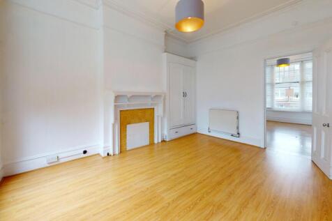 13 Princes Avenue, Muswell Hill, London N10 3LS
