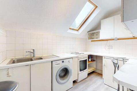 13 Princes Avenue, Muswell Hill, London N10 3LS