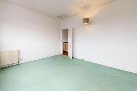 13 Princes Avenue, Muswell Hill, London N10 3LS