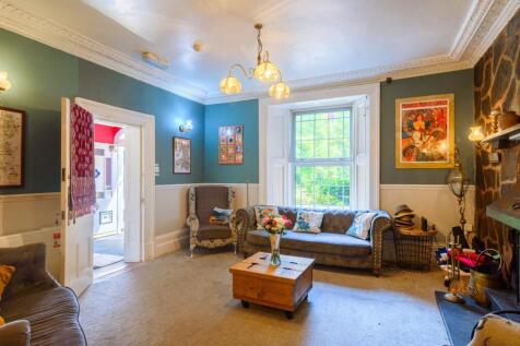 Panteinion Hall, Ffordd Panteinion, Friog, Fairbourne, Gwynedd, LL38 2TJ