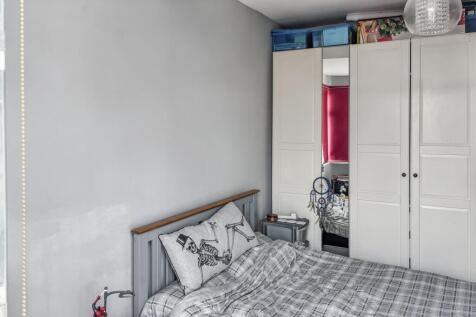 Flat 4, Canterbury Court, 44 Ailsa Road, Westcliff on Sea, SS0 8BL