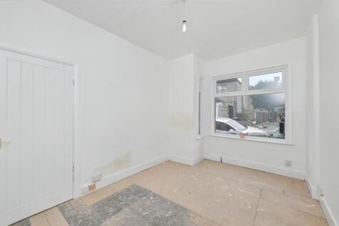 52 Lea Road, Enfield, EN2 0LE