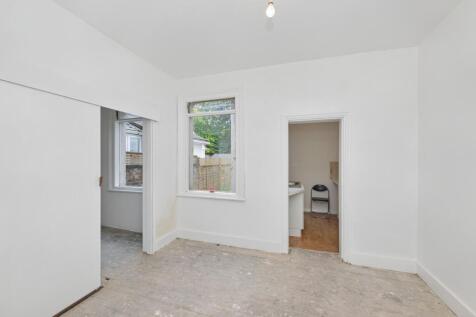 52 Lea Road, Enfield, EN2 0LE