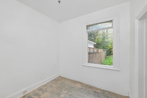 52 Lea Road, Enfield, EN2 0LE