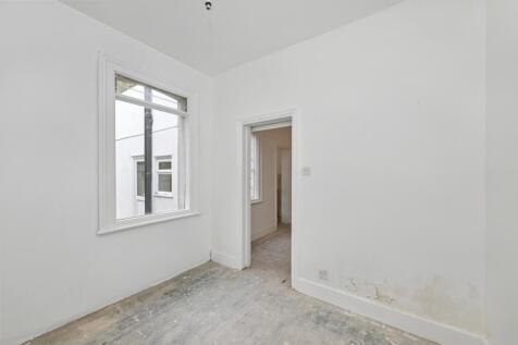 52 Lea Road, Enfield, EN2 0LE
