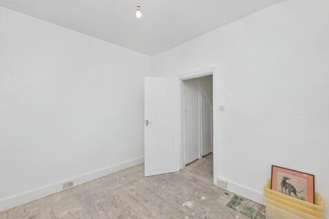 52 Lea Road, Enfield, EN2 0LE
