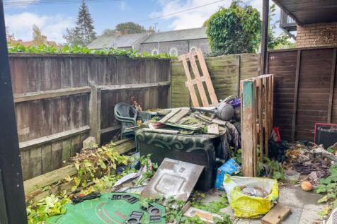 11 Chase Court, Thetford, Norfolk, IP24 3BT