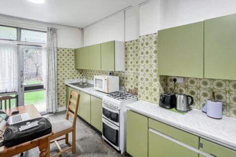 19 Whitburn Road, Lewisham, London, SE13 7UQ