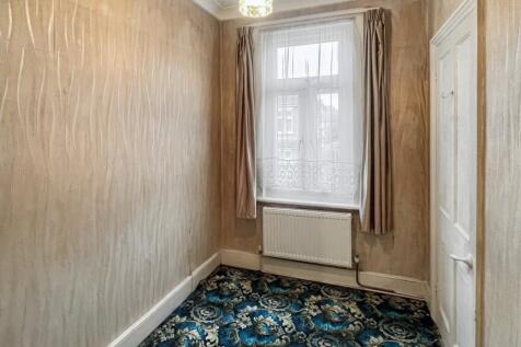 19 Whitburn Road, Lewisham, London, SE13 7UQ