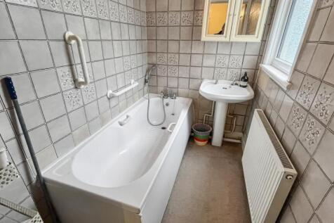 19 Whitburn Road, Lewisham, London, SE13 7UQ