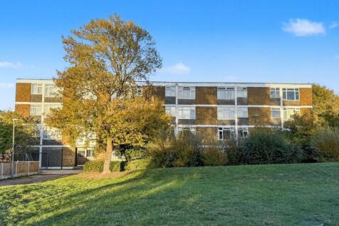 56 Pamplins, Basildon, Essex, SS15 5BJ