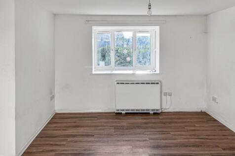 135 Chestnut Road, Vange, Basildon, Essex, SS16 4TD