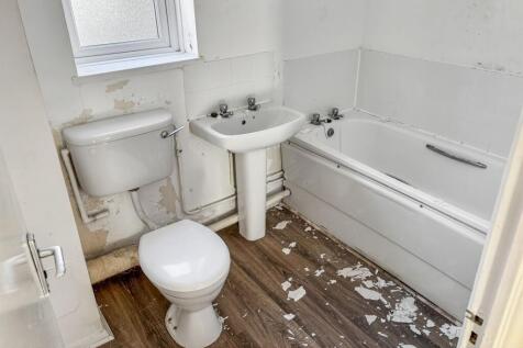 135 Chestnut Road, Vange, Basildon, Essex, SS16 4TD