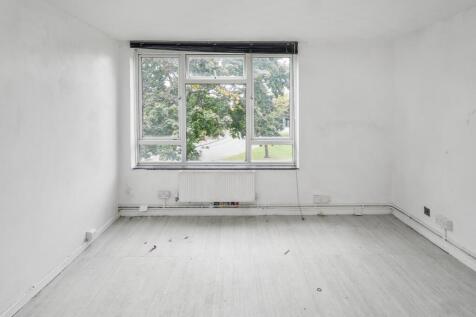 35 Eldeland, Basildon, Essex, SS15 5JG