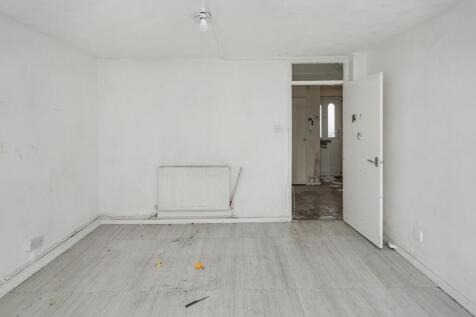 35 Eldeland, Basildon, Essex, SS15 5JG