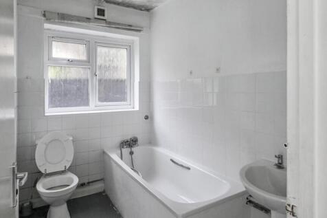176 Pinewood Green, Iver, Buckinghamshire, SL0 0QJ